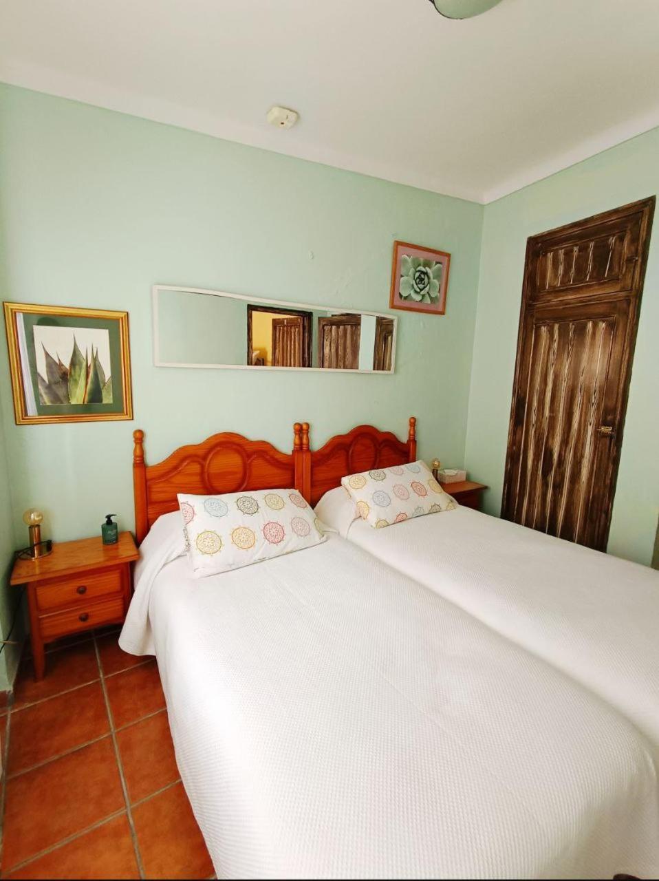 Hostal R-Conecta Cuevas De San Marcos Esterno foto