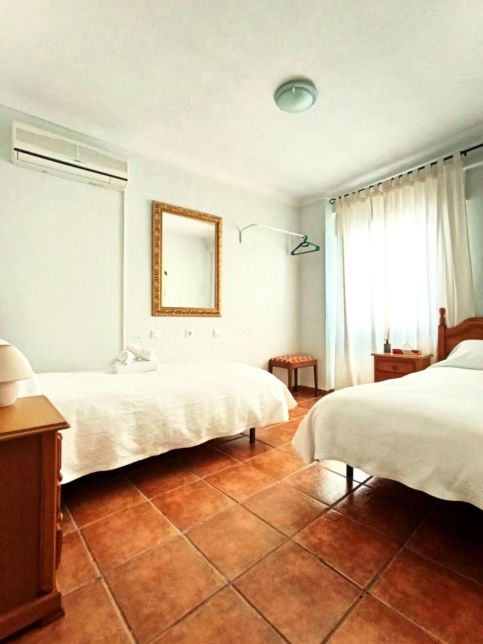 Hostal R-Conecta Cuevas De San Marcos Esterno foto